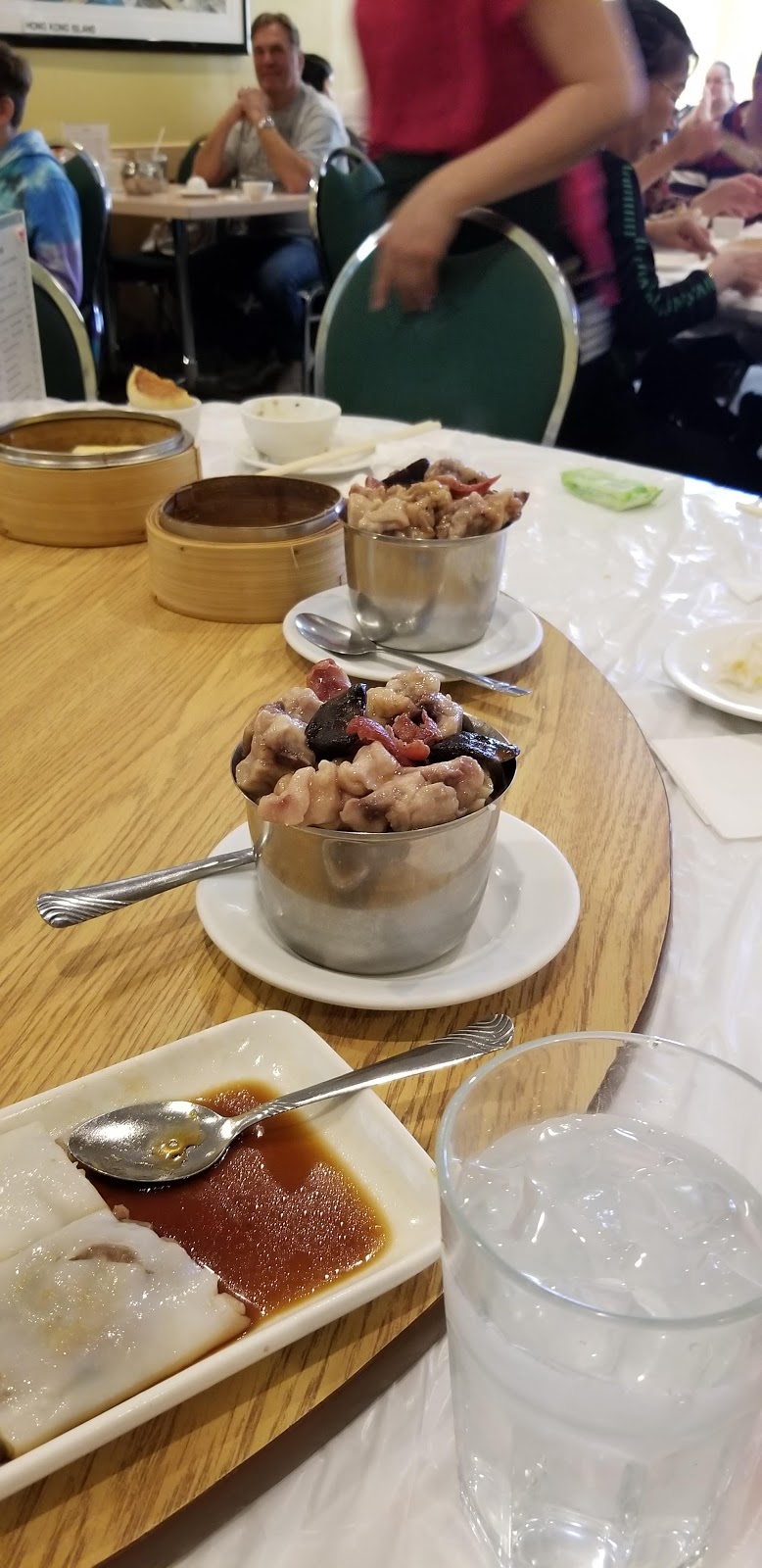 Victoria Seafood Restaurant 香江海鮮酒家 | 1086 St Marys Rd, Winnipeg, MB R2M 4K4, Canada | Phone: (204) 255-0665