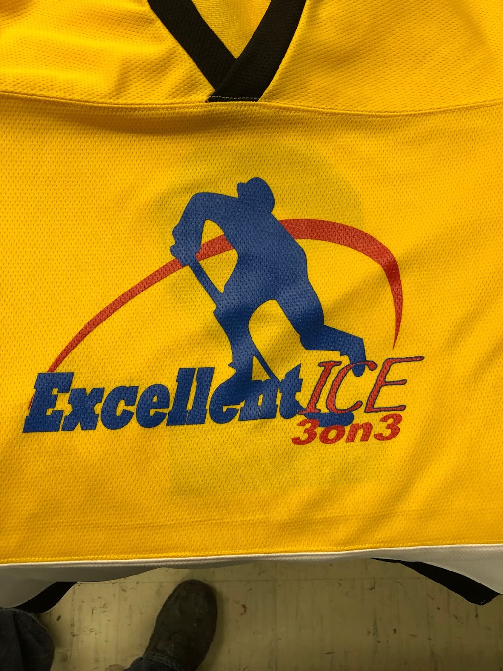 SPS Graphics Inc. Custom T Shirts | 9870 Rue Verville, Montréal, QC H3L 3E2, Canada | Phone: (514) 983-3741