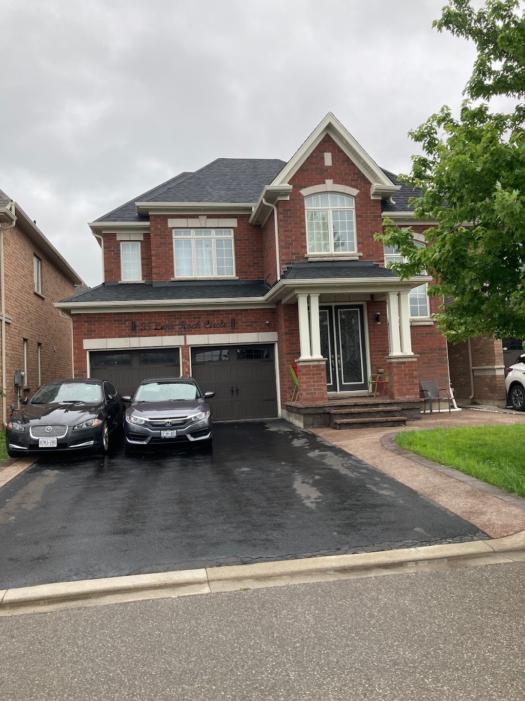 Janda House | 35 Lone Rock Cir, Brampton, ON L6P 3T4, Canada | Phone: (647) 425-1554