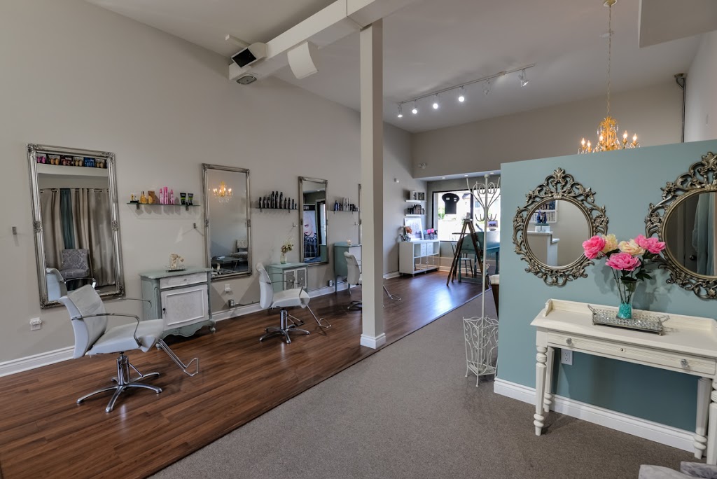 BBBeauty Boutique | 7 John St E, Bradford, ON L3Z 2B8, Canada | Phone: (289) 338-6463
