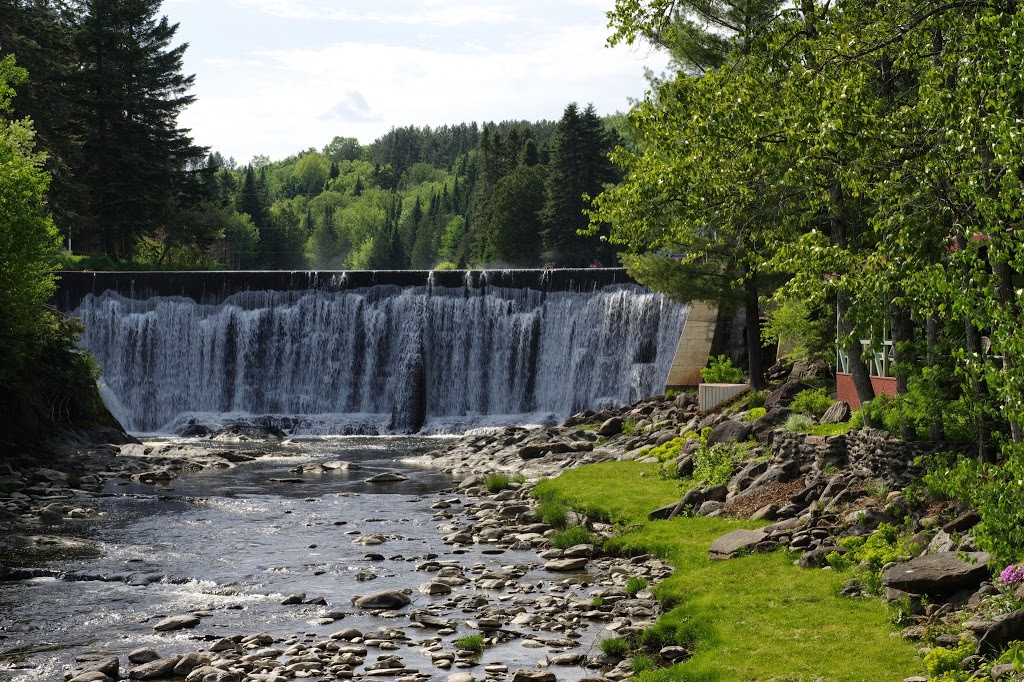 Chalet du barrage | 148 Route du Moulin, Sainte-Clotilde-de-Beauce, QC G0N 1C0, Canada | Phone: (418) 427-2759