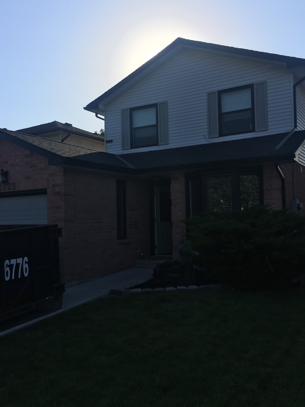 Respectable Roofers | 104 - 155 Main St E #109, Grimsby, ON L3M 1P2, Canada | Phone: (905) 616-7464