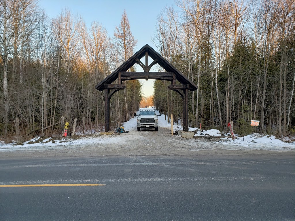 Wolf Lake Timber Works Inc. | Kawartha Lakes, ON K0M 2B0, Canada | Phone: (705) 341-8578