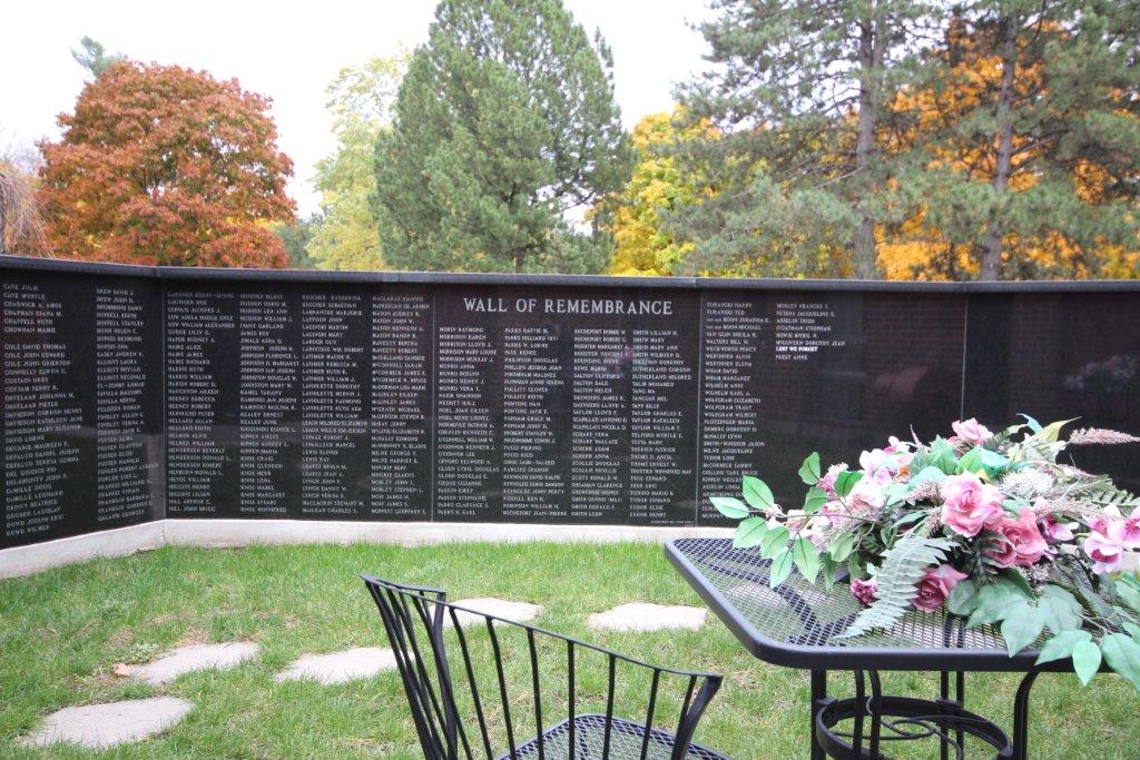 Pinecrest Remembrance Services | 2500 Baseline Rd, Ottawa, ON K2C 3H9, Canada | Phone: (613) 829-3600