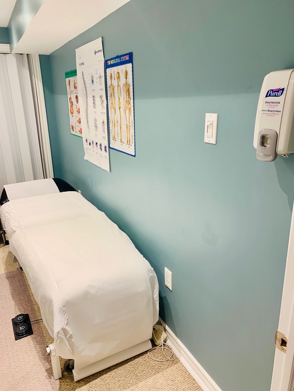 iPHYSIOfix Clinic | Private Clinic @, 43 Troyer Ct, Thornhill, ON L4J 2M6, Canada | Phone: (647) 302-7363