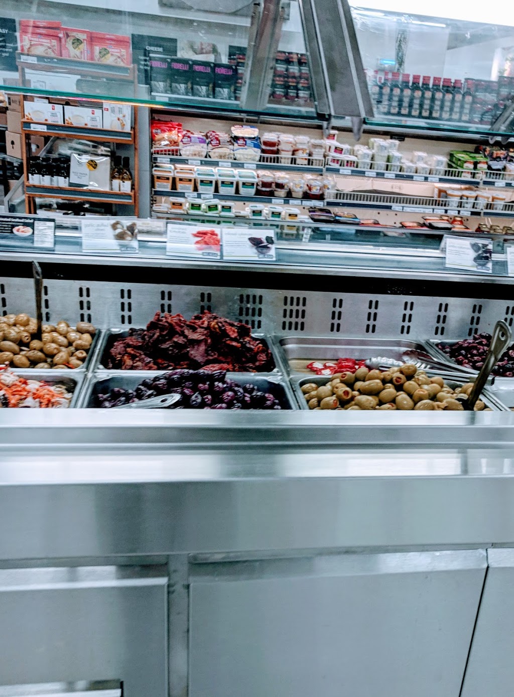 Loblaws | 10909 Yonge St, Richmond Hill, ON L4C 3E3, Canada | Phone: (905) 737-1222
