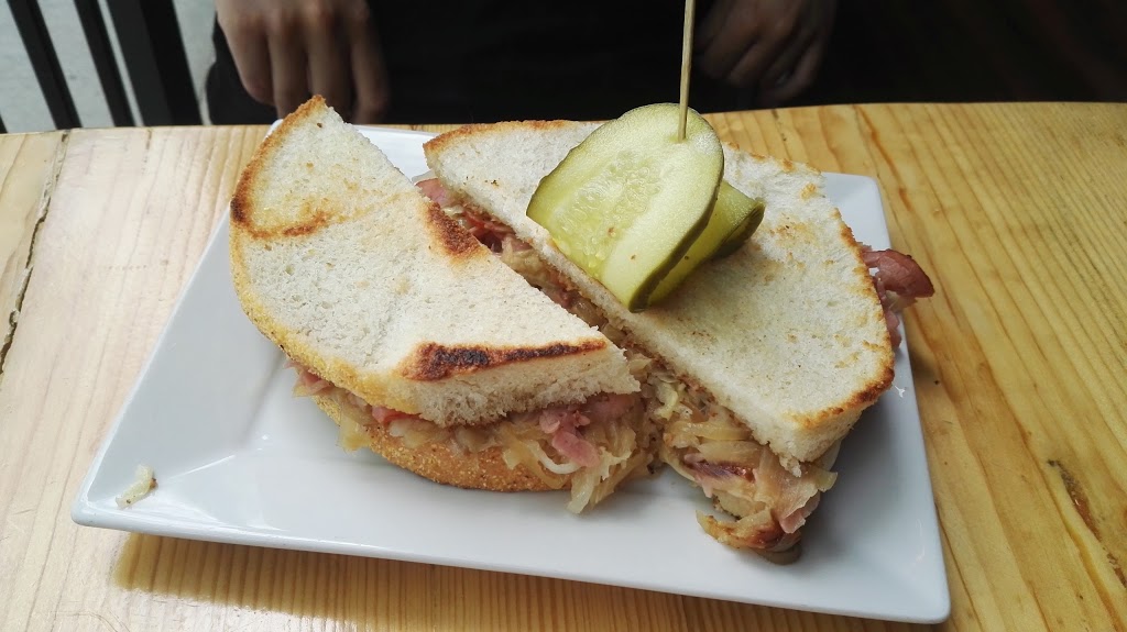 Beach Ave. Cafe & Tapas Bar | 5830 Beach Ave, Peachland, BC V0H 1X7, Canada | Phone: (778) 479-0999
