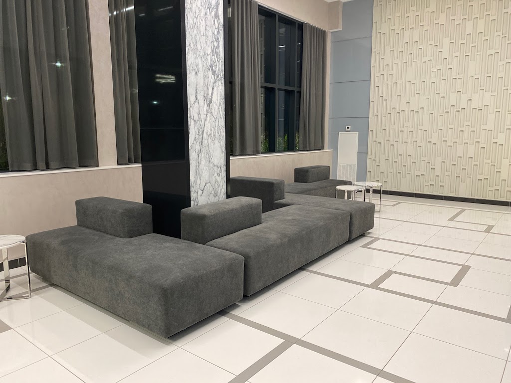 Indigo Condominiums In Maple | 99 Eagle Rock Way, Maple, ON L6A 4E2, Canada | Phone: (905) 553-1086