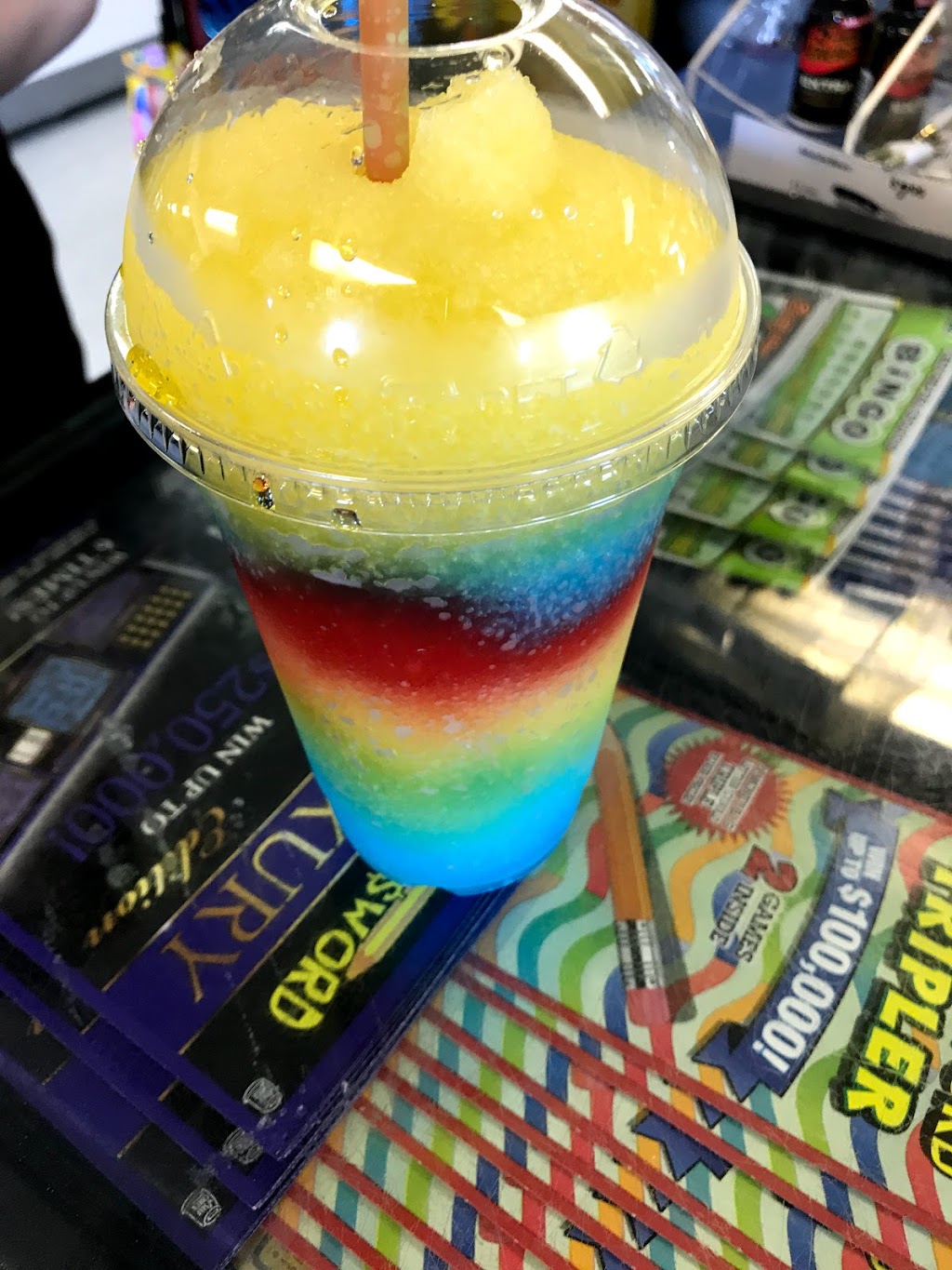 Diamond M Convenience, Cafe, Pizza, & Take-Out | 203 Central Ave W, Linden, AB T0M 1J0, Canada | Phone: (403) 546-4135