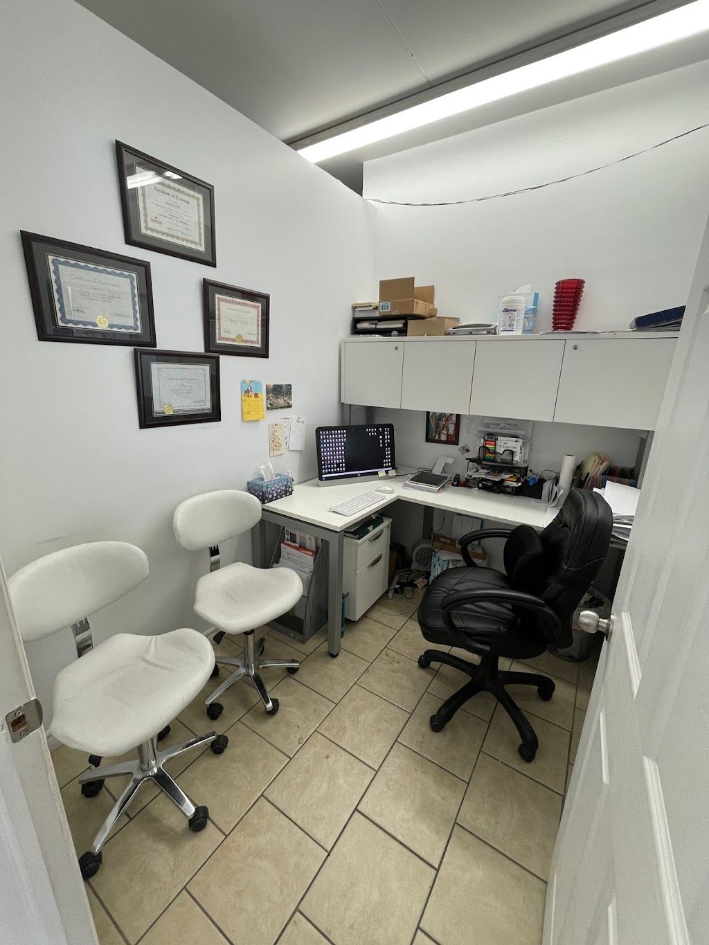 Derry Health and Wellness Center Inc. | 2891 Derry Rd E, Mississauga, ON L4T 1A6, Canada | Phone: (905) 956-5330