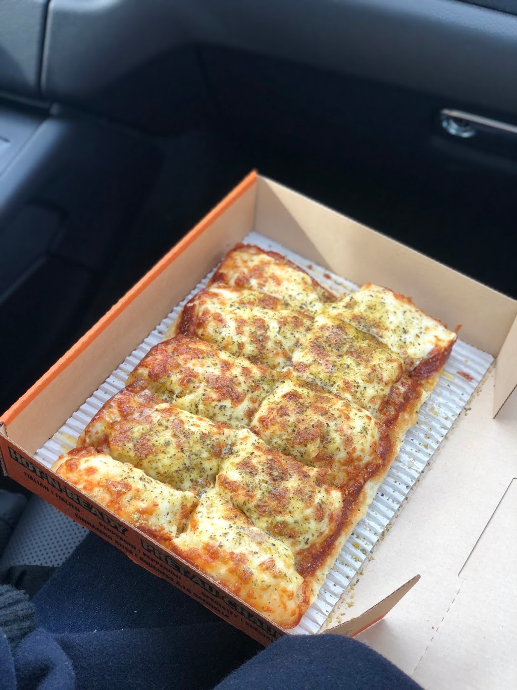 Little Caesars Pizza | 5927 Fraser St, Vancouver, BC V5W 2Z6, Canada | Phone: (604) 322-6600