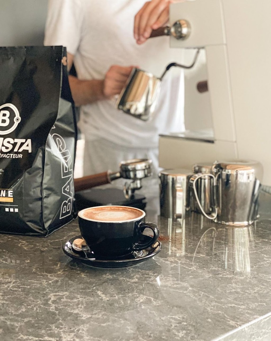 Dose Cafe | 1500 R. Montgolfier, Laval, QC H7T 2X8, Canada | Phone: (450) 686-1115