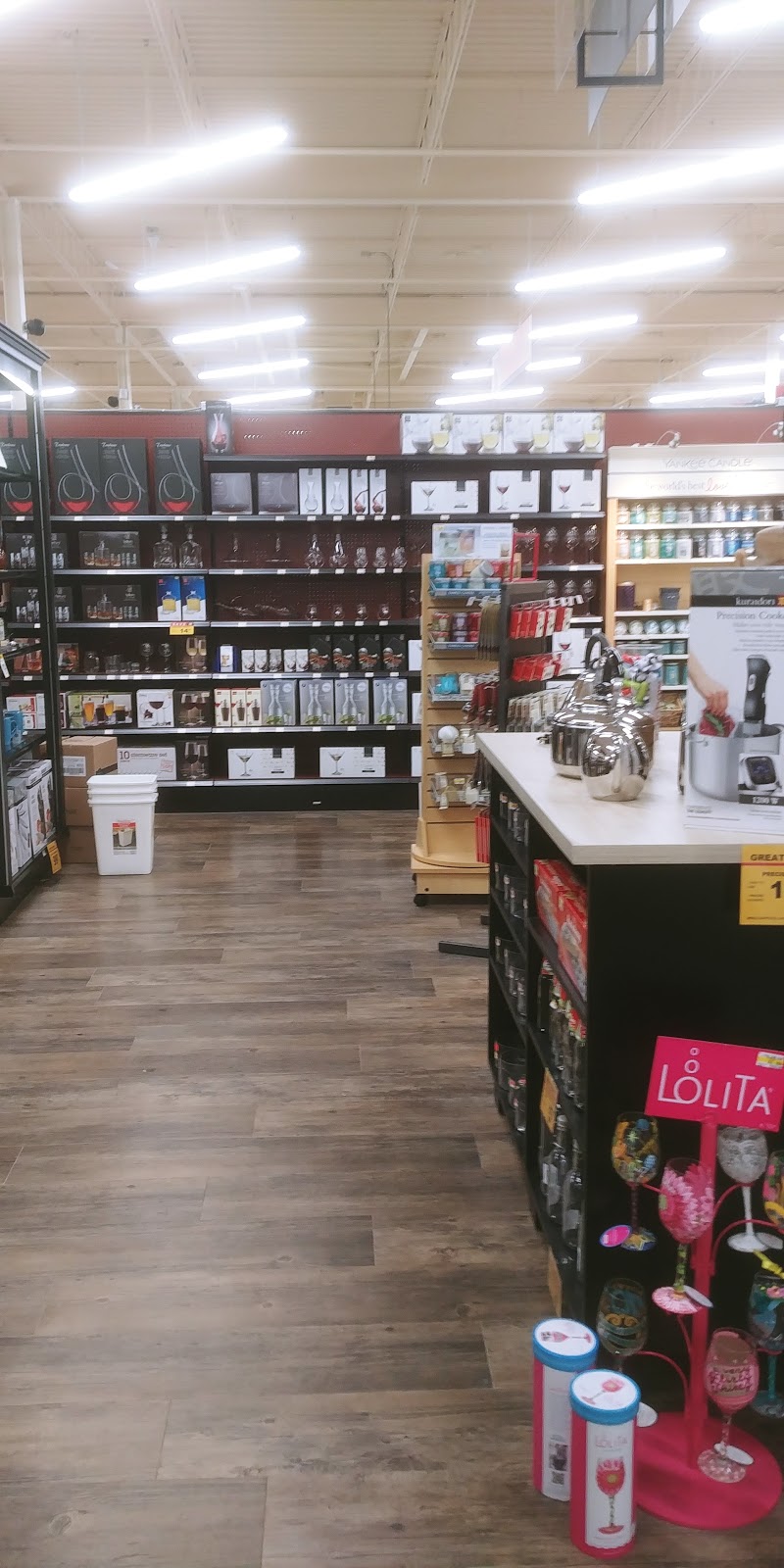 Weeks Home Hardware - Hamilton | 640 Queenston Rd, Hamilton, ON L8K 1K2, Canada | Phone: (289) 426-0215