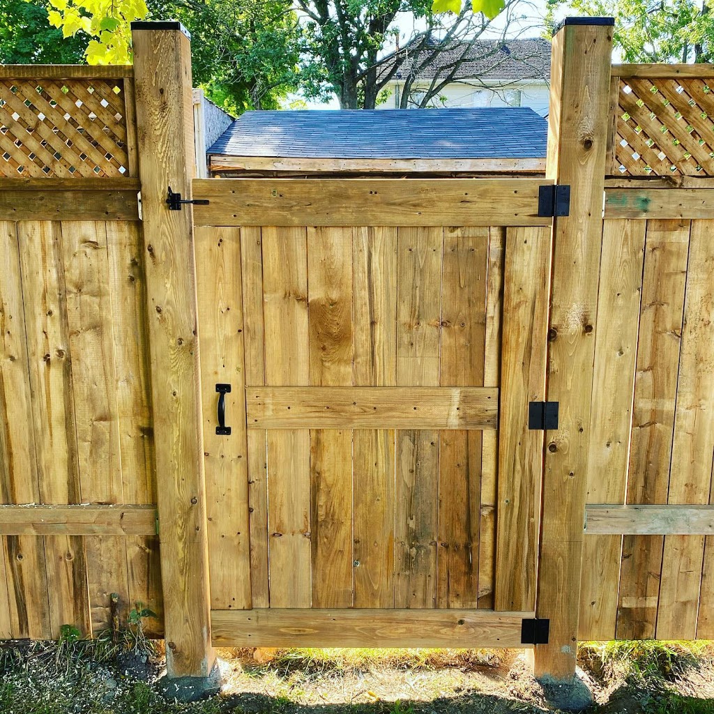 St. Lawrence Post Holes | 4336 Kilkenny Rd, Lyn, ON K0E 1M0, Canada | Phone: (613) 583-8832