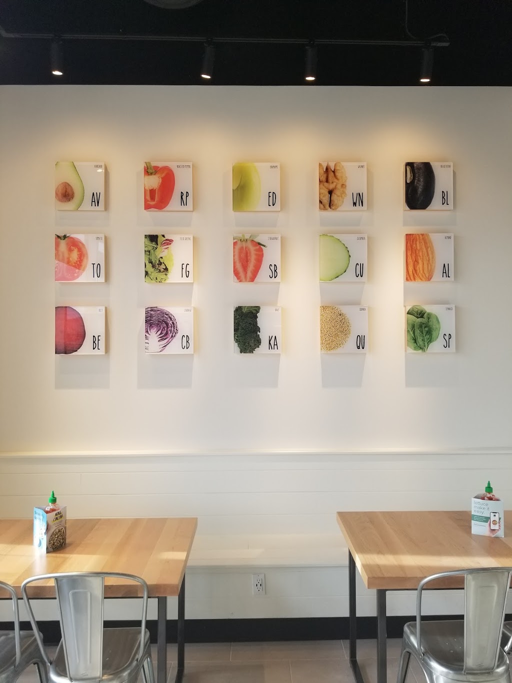 Freshii | 224 Ritson Rd N, Oshawa, ON L1K 0B2, Canada | Phone: (289) 316-1017