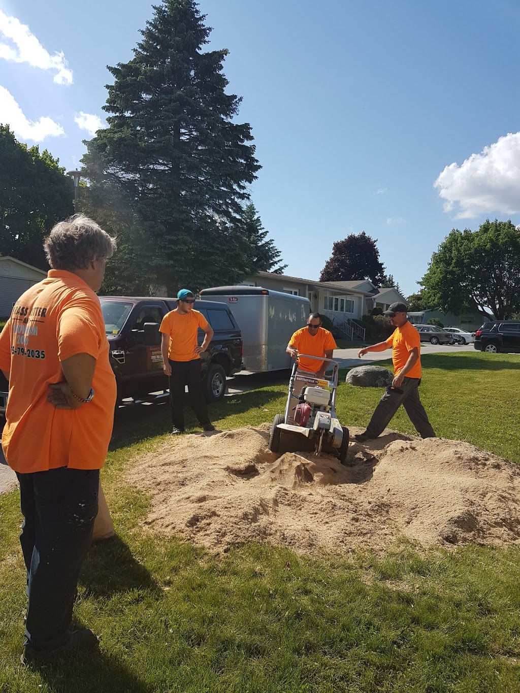 The GrassCutter/Snowman2000 | 976 9 Line, Innisfil, ON L9S 3Y9, Canada | Phone: (705) 790-2035