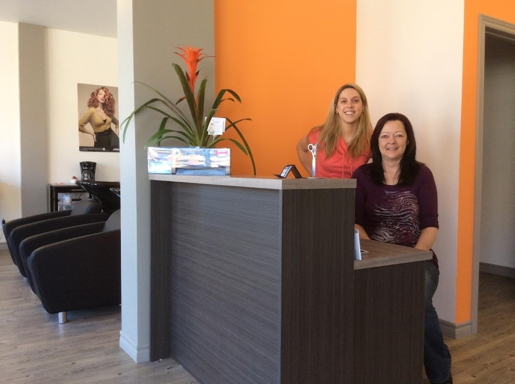 Coiffure Pure Tendance | 324 Rue Dufferin, Salaberry-de-Valleyfield, QC J6S 1Z9, Canada | Phone: (450) 747-3353
