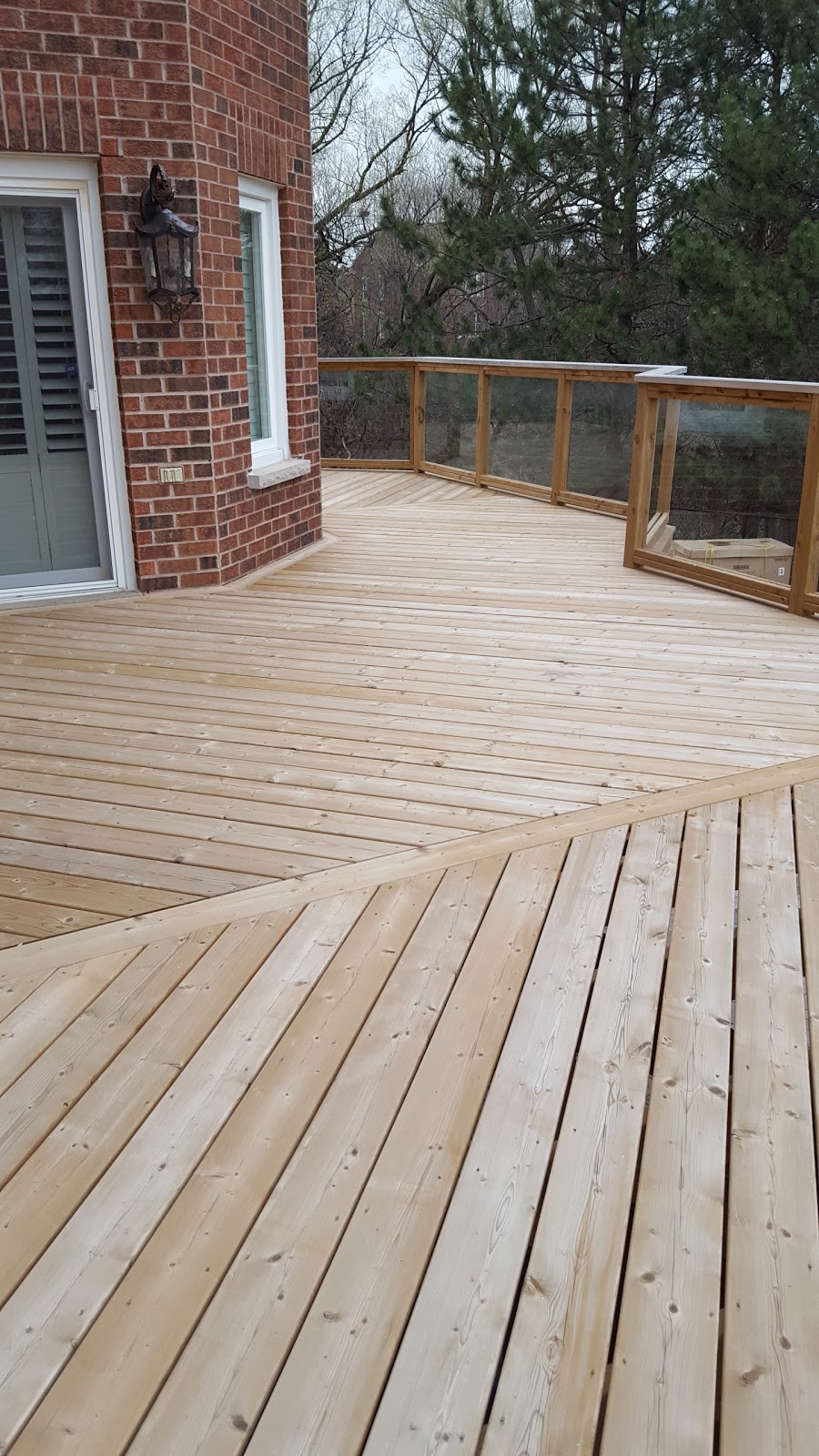 Spadina Parkette | Weldrick Rd E and Spadina Rd, Richmond Hill, ON L4B 3J1, Canada | Phone: (905) 771-8800