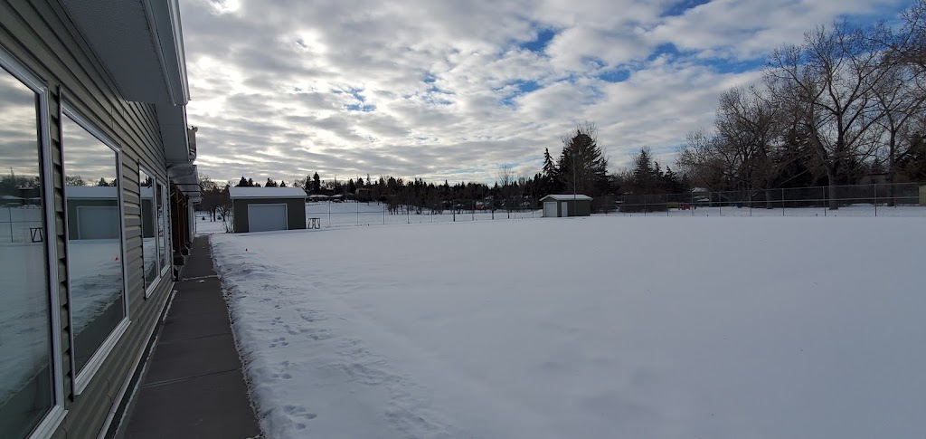 Stanley Park Lawn Bowling Club | 350 42 Ave SW, Calgary, AB T3C 1Y3, Canada | Phone: (403) 532-8006