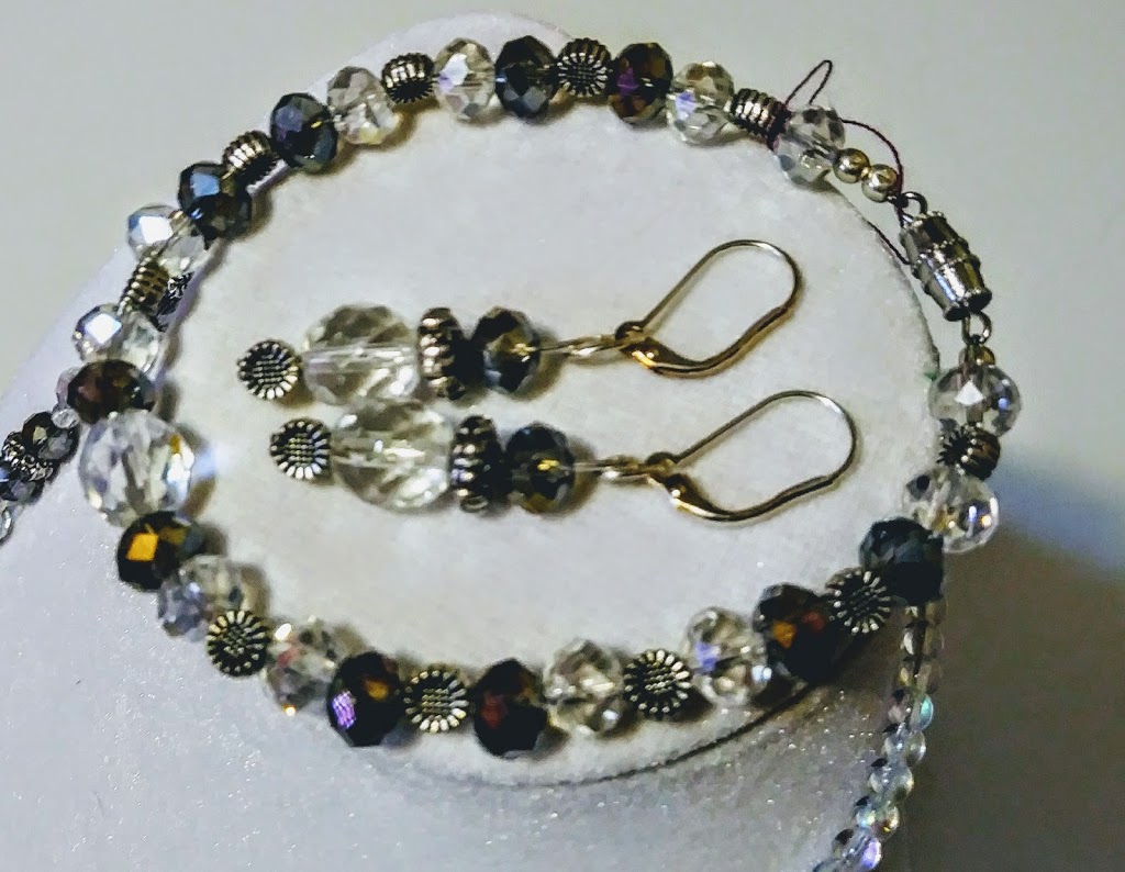 AuntJaynesGifts.etsy.com | 1376 Killarney Beach Rd, Lefroy, ON L0L 1W0, Canada | Phone: (705) 456-9171