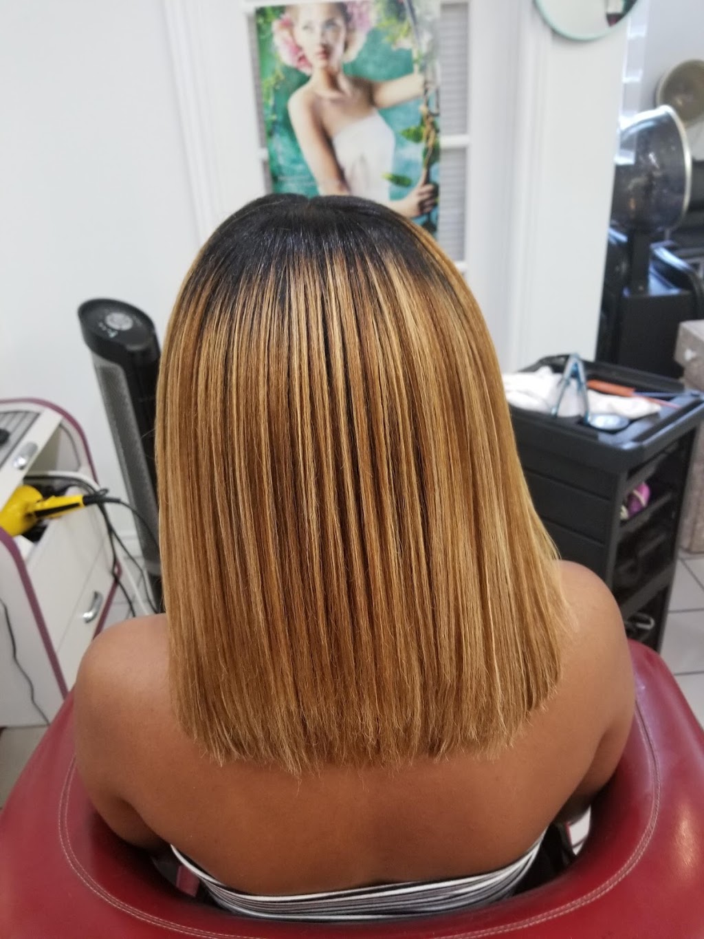 Marcias Hair and Accessories | 84 Garth St, Guelph, ON N1H 2G5, Canada | Phone: (416) 301-7132