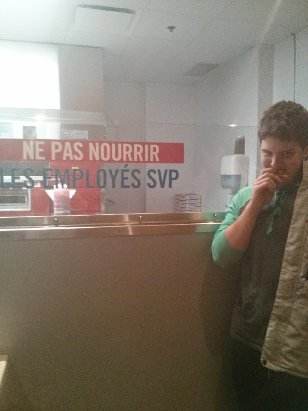 Dominos | 3505 Rue Clemenceau, Québec, QC G1C 0L9, Canada | Phone: (418) 663-3336