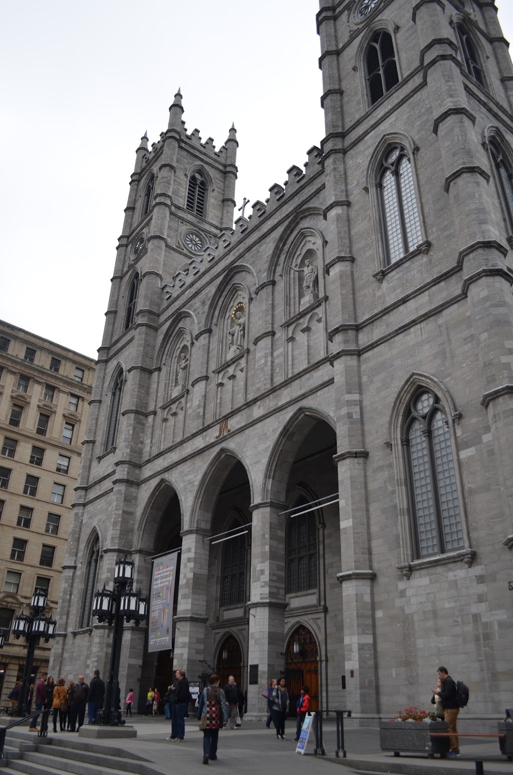 Hotel Le Mirage | 365 Boul Sir-Wilfrid-Laurier, Saint-Basile-le-Grand, QC J3N 1M2, Canada | Phone: (450) 461-1571