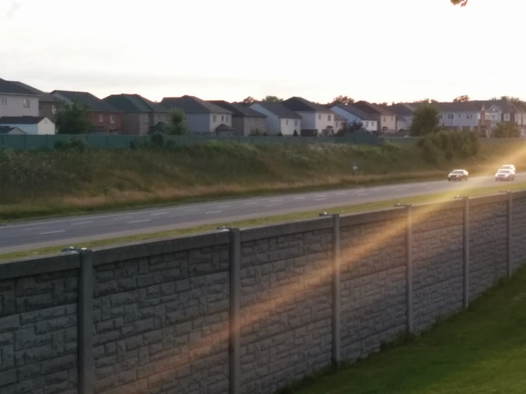Wentworth Condo | 416 Limeridge Rd E, Hamilton, ON L9A 2S7, Canada | Phone: (905) 389-5323