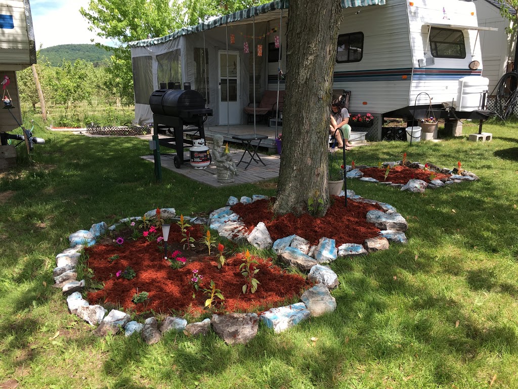Camping Terrasse Rougemont | 545 La Grande-Caroline, Rougemont, QC J0L 1M0, Canada | Phone: (450) 469-3244