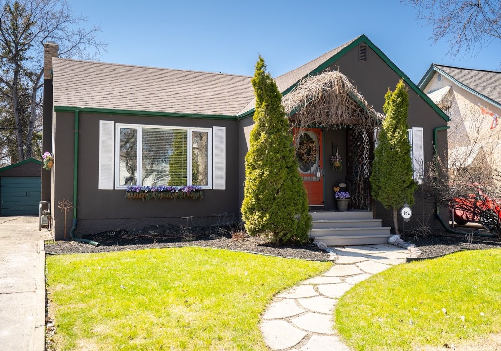 Royal LePage Prime - Gino Cipriano & Associates | 1883 Henderson Hwy, Winnipeg, MB R2G 1P4, Canada | Phone: (204) 955-5853