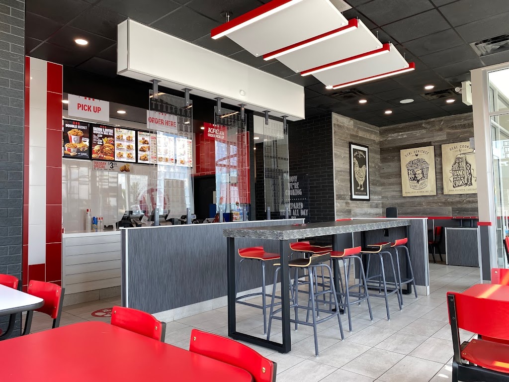 KFC | 333 96 Ave NE UNIT 8110, Calgary, AB T3K 0S3, Canada | Phone: (403) 764-8110