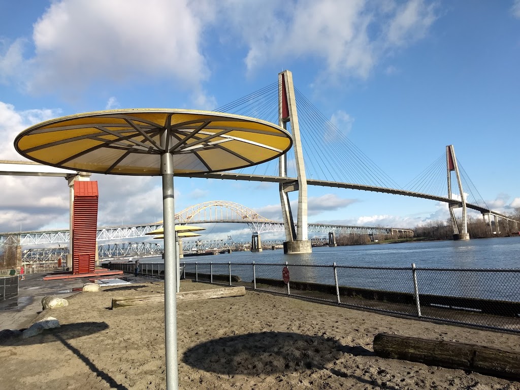 Westminster Pier Park | 1 6th St, New Westminster, BC V3M 6Z6, Canada | Phone: (604) 527-4567