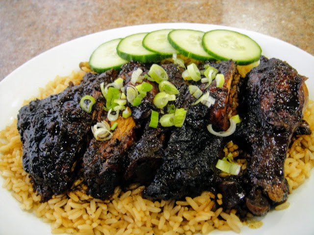 Caribbean Palms | 747 Don Mills Rd, North York, ON M3C 1T2, Canada | Phone: (416) 421-5777