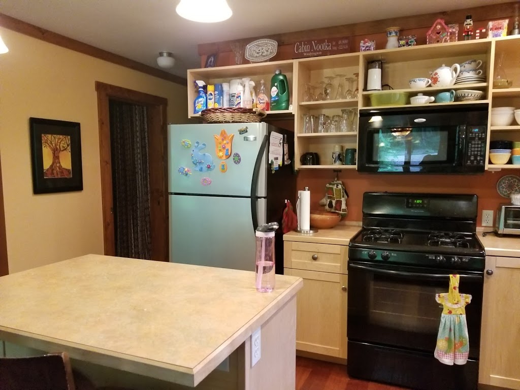 Three Bedroom Cabin - 21 | 7541 Canyon View Dr, Deming, WA 98244, USA | Phone: (636) 736-4460