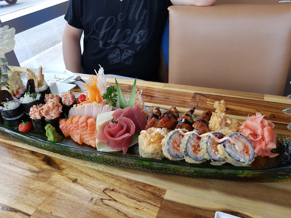 LongJ Sushi | 1091 Boulevard des Laurentides, Laval, QC H7G 2W2, Canada | Phone: (450) 668-8878