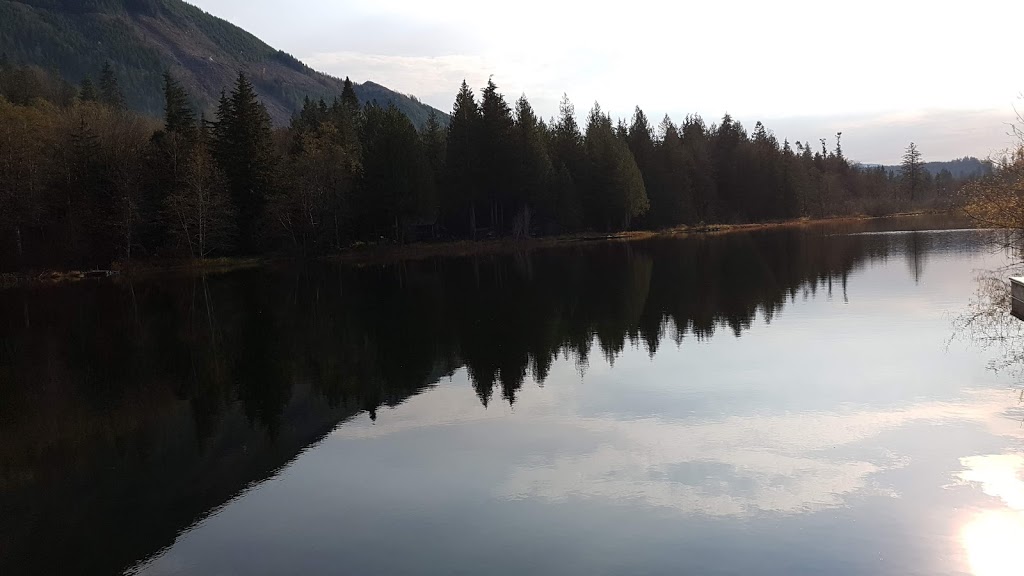 Two Bedroom Cabin - 83MF | 9249 Upper Frost Creek Rd, Maple Falls, WA 98266, USA | Phone: (636) 736-4460