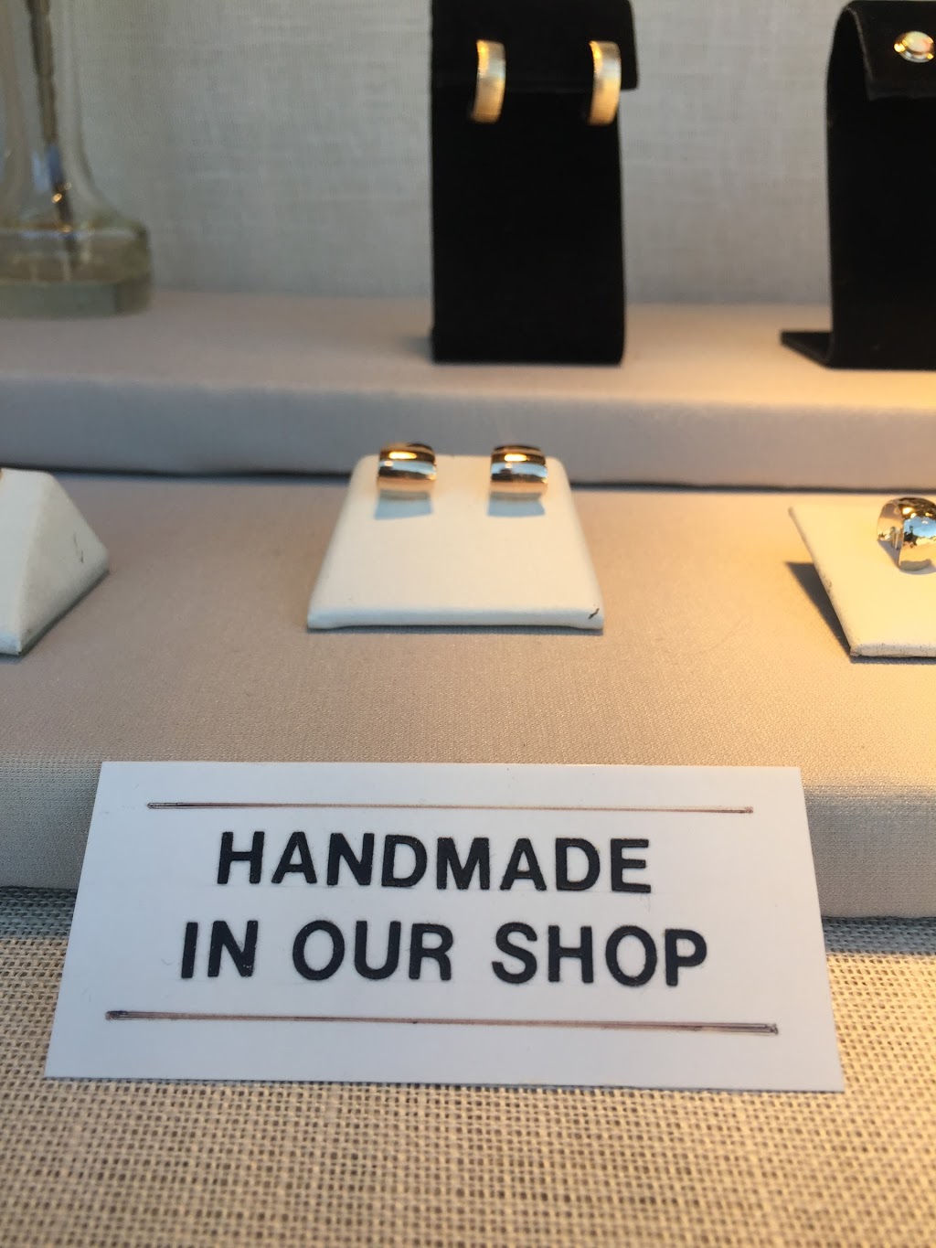 Enmark Jewellers Ltd | 4315 Dunbar St, Vancouver, BC V6S 2G2, Canada | Phone: (604) 224-3513