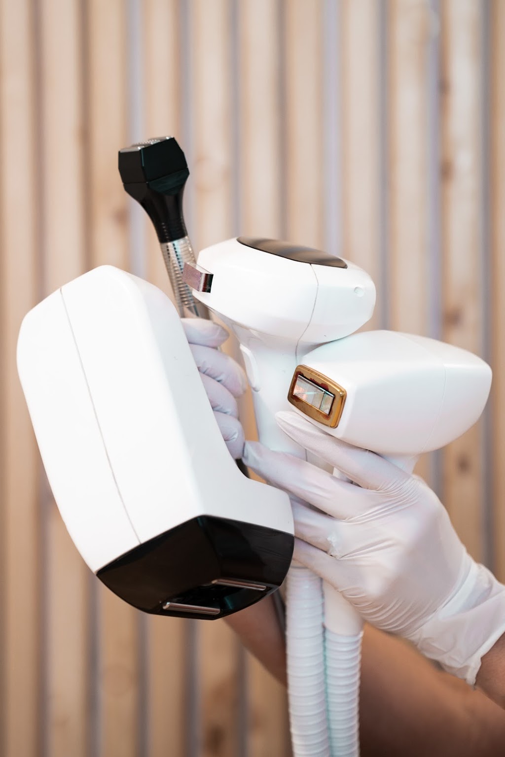 Clinic 5 Laser & Beauty Collective | 460 6th St, Courtenay, BC V9N 1M3, Canada | Phone: (250) 207-0536