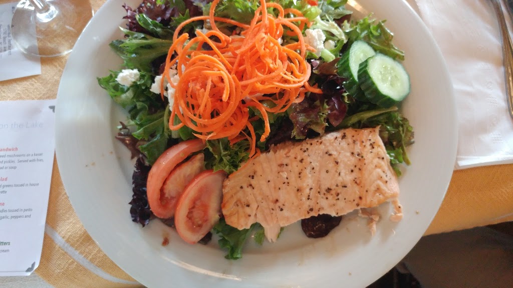 Gasthaus on the Lake | 5790 Beach Ave, Peachland, BC V0H 1X6, Canada | Phone: (250) 767-6625