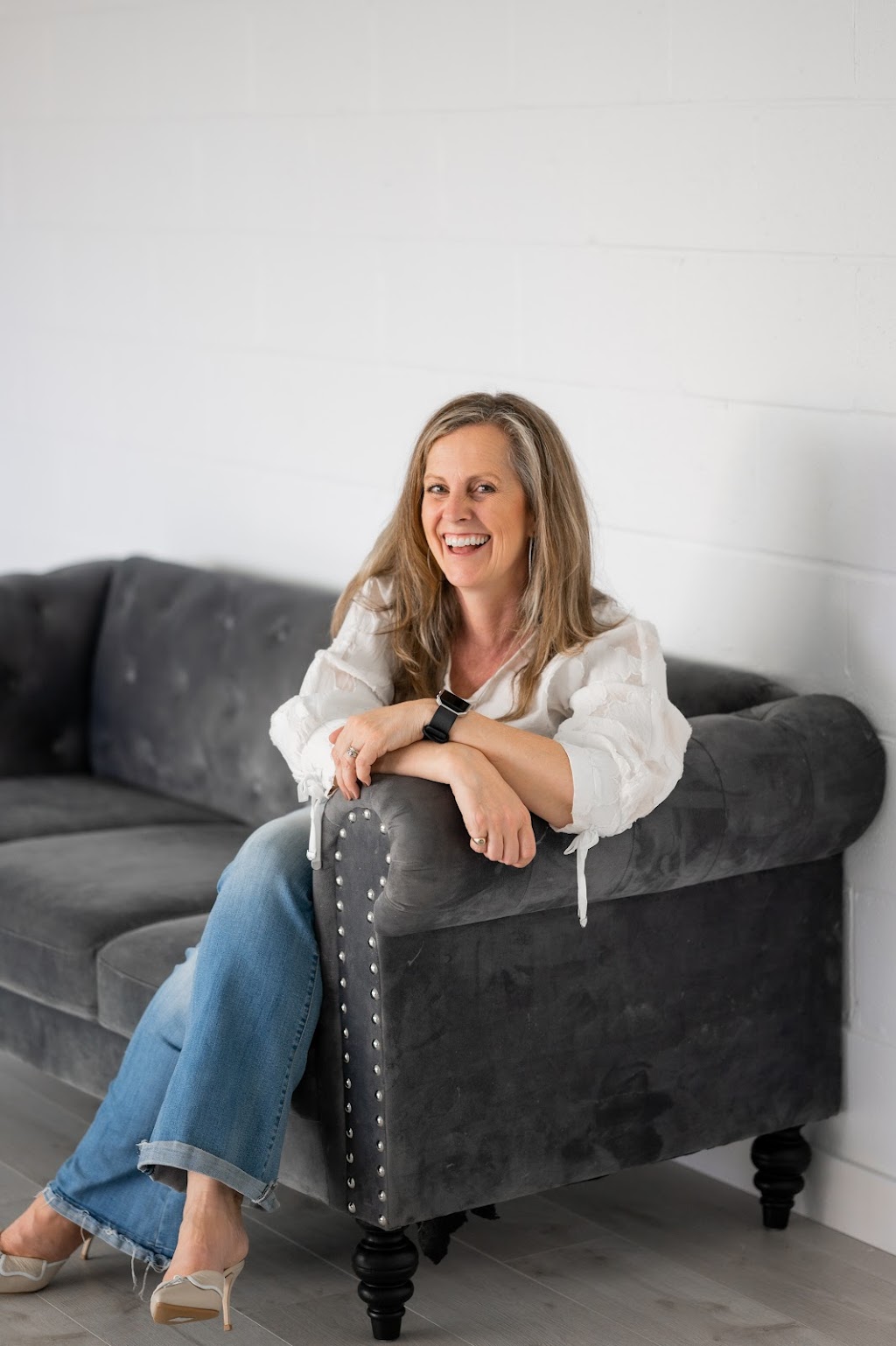 Hearth & Haven Real Estate, Suzanne White Real Estate Broker | Mc Farland building, 6 Talbot St #4, Picton, ON K0K 2T0, Canada | Phone: (613) 921-0481