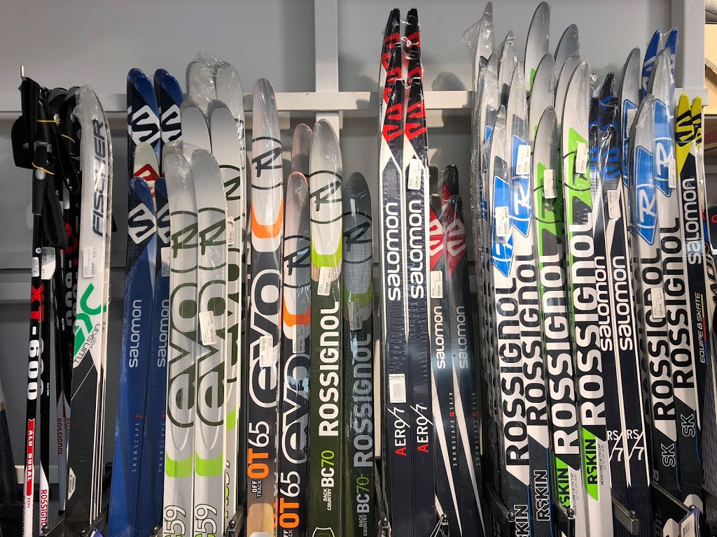 Sunshine & Ski Ltd + Track & Trail | 4403 Albert St, Regina, SK S4S 6B6, Canada | Phone: (306) 584-2255