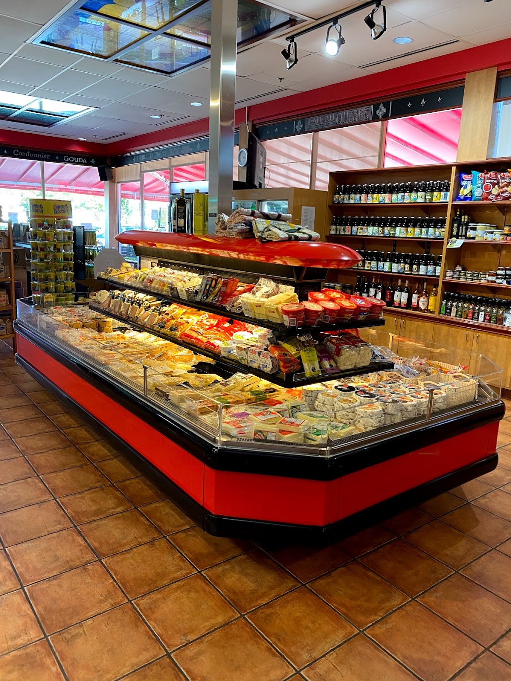Saputo Produits Laitiers S.E.N.C. (Plessiville) | 1245 Av. Forand, Plessisville, QC G6L 1X5, Canada | Phone: (819) 362-6378