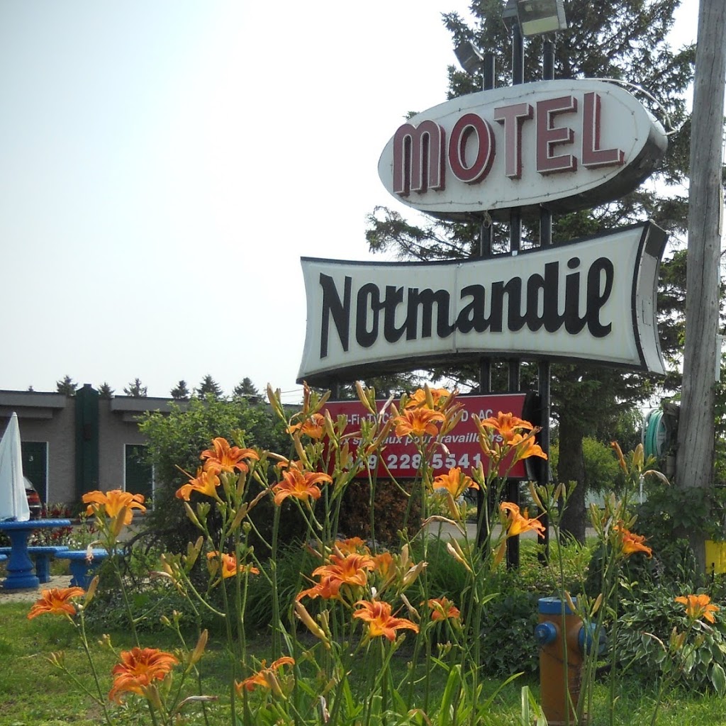 Motel Normandie | 1111 Boulevard Saint Laurent O, Louiseville, QC J5V 2L4, Canada | Phone: (819) 228-5541