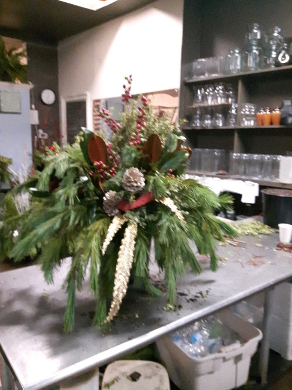 BBBlooms Floral Studio | 38 Academy St, St. Catharines, ON L2R 2M7, Canada | Phone: (905) 682-5525