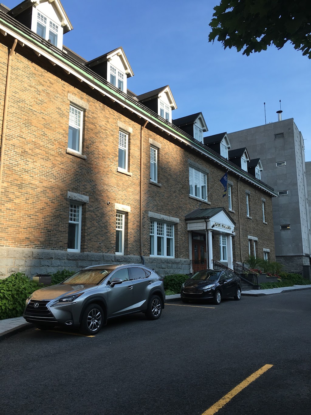 Groupe Desgagnés | 21 Rue du Marché-Champlain, Québec, QC G1K 8Z8, Canada | Phone: (418) 692-1000