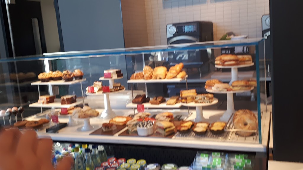 Starbucks | 1035 Rue Principale, Granby, QC J2J 2N7, Canada | Phone: (450) 577-5431