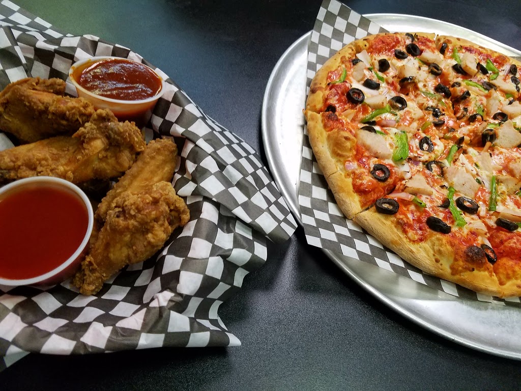 Wingz N Thingz Pizza | 5703 Ferry St, Niagara Falls, ON L2G 1S5, Canada | Phone: (905) 353-9464