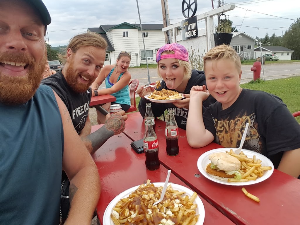 Elk Lake Chip Stand | 15 Frt Street Elk Lake, ON, Nobel, ON P0G 1G0, Canada | Phone: (705) 678-1180