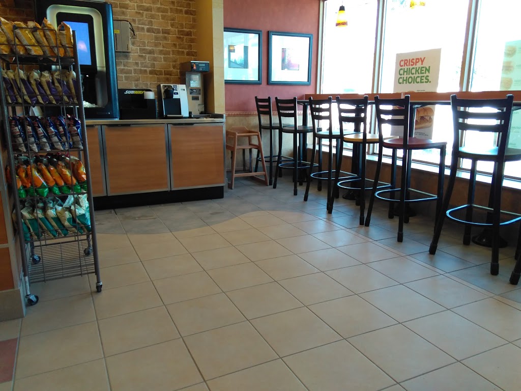 Subway | 19466 Yonge St, Holland Landing, ON L9N 1L7, Canada | Phone: (905) 235-6122