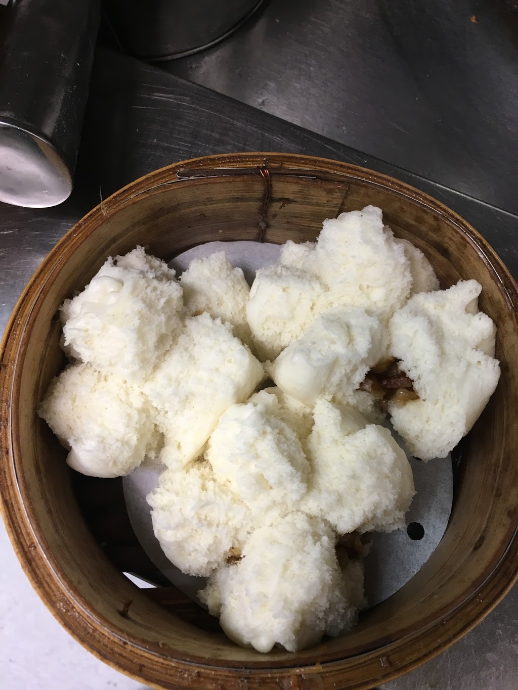 Victoria Seafood Restaurant 香江海鮮酒家 | 1086 St Marys Rd, Winnipeg, MB R2M 4K4, Canada | Phone: (204) 255-0665